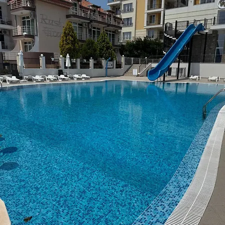 Apartmán Luxury Seaside With Seaview *